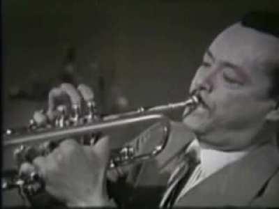 Mexican virtuoso trumpet player Rafael Méndez playing Flight of The Bumble Bee.