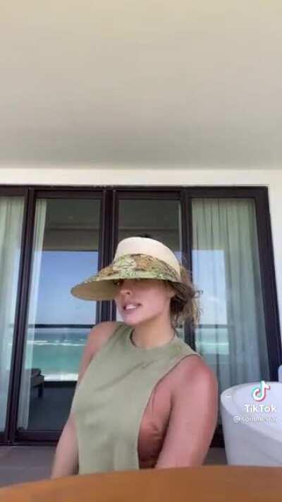 Pancakes movin fosho 👀