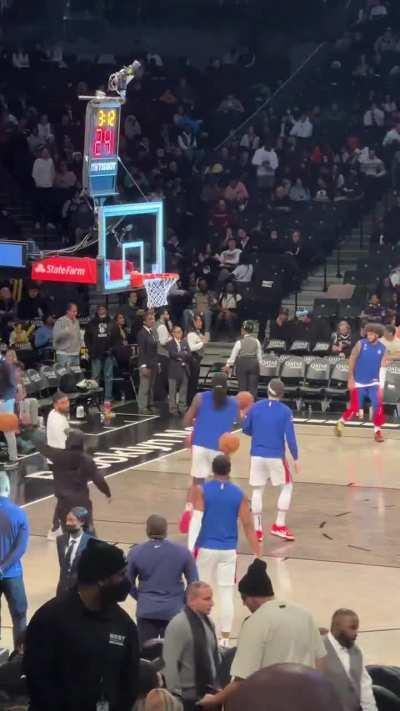 [Highlight] Pistons get some shots up before the game