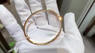 Cartier bracelet VK version What do you think of the same weight as 18k?