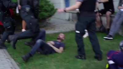 Naujas Avon aromatas kurio mes neverti