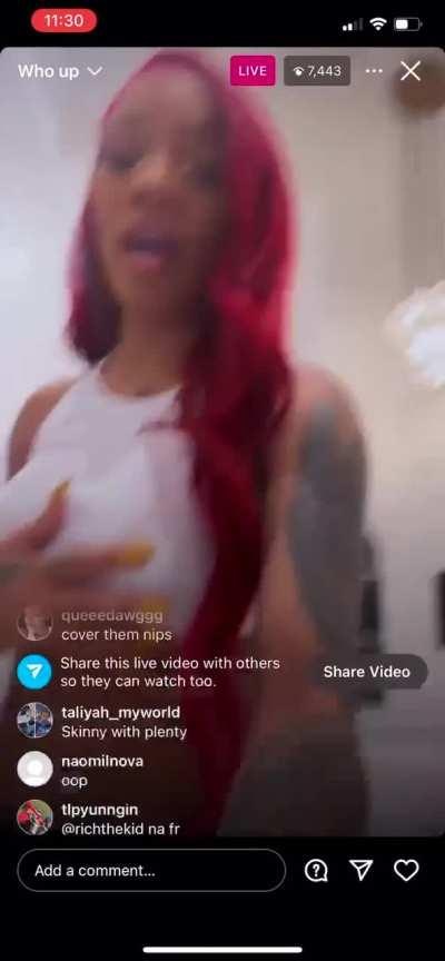 Glorilla partially nude on instagram live!
