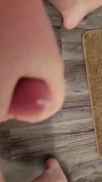 My clitty just can't stop cumming....