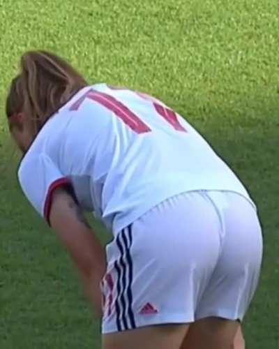 Alexia Putellas see through