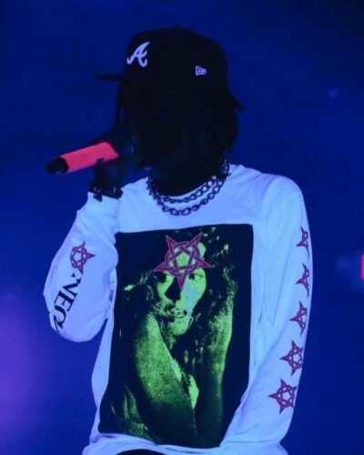 Molly and Athena as the 2nd verse, I posted a Athena verse on the molly beat and y’all asked to me to send it so here it is. I like it. Y’all can put it on other SoundCloud if y’all want 2. (2nd verse start in 1:18)