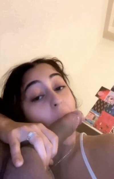 Hello name pleaaase ????