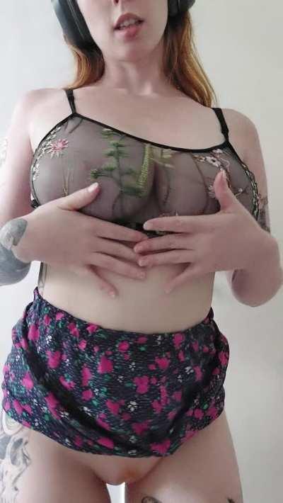 Would u fuck a girl w ma body type? F