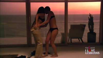 The L Word: Rachel Shelley & Alexandra Hedison (s03e08 - Scene #2) *AI ENHANCED & NO MUSIC*