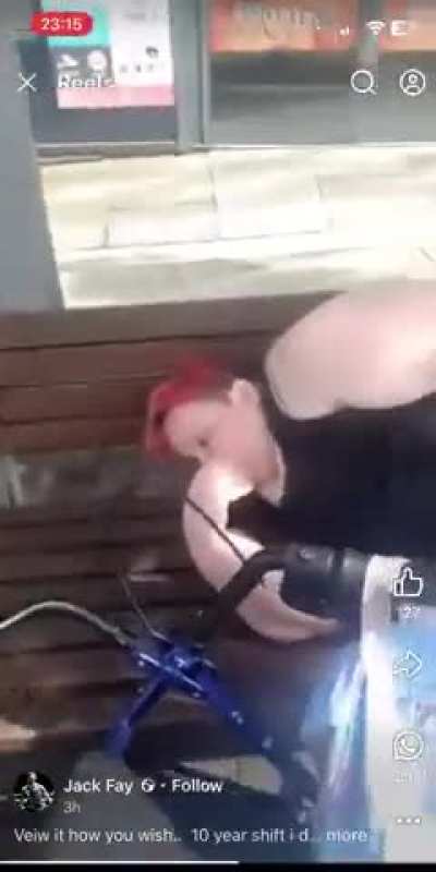 Boxer harasses vulnerable woman and calls Muslim woman a ninja