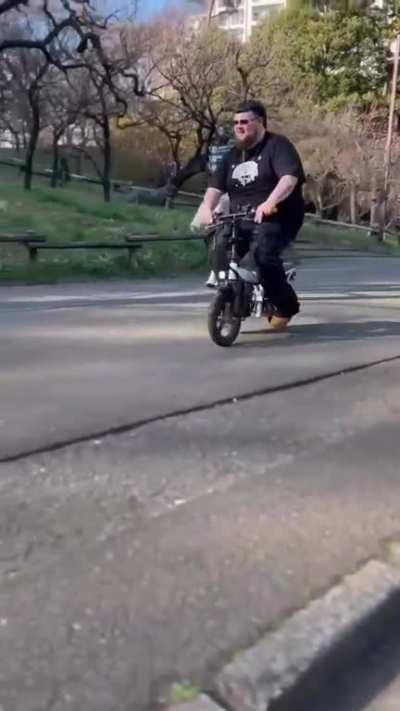 “you must be joeyy riding a folding bicycle if you think we fuckin”