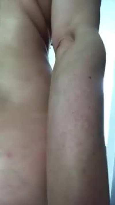 pawg claps her massive cheeks for 15 mins straight!