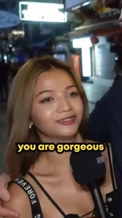 TikTok 🔥 lady boy❓