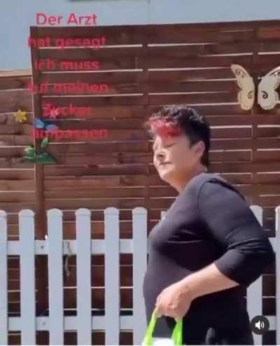 gigihihhihihihihihi da haben der Horst und ich uns aber wieder Mal ein Abgelacht!!😂😂😂🤣🤣🤣🤣🤣😀😀😀