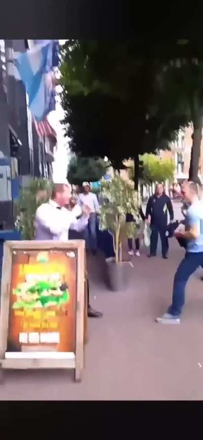 As someone who’s worked the doors, this gent handled this situation extremely well. Considering he was on his own, beltin. (Ireland) the one door helped him here having his back to it.