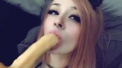 I’m still doing premium snapchat/dropbox 💕 DM me if you might be interested in seeing more of me ✨