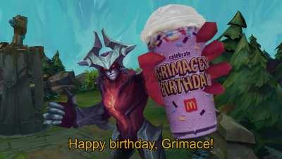 Aatrox tries the Grimace shake!