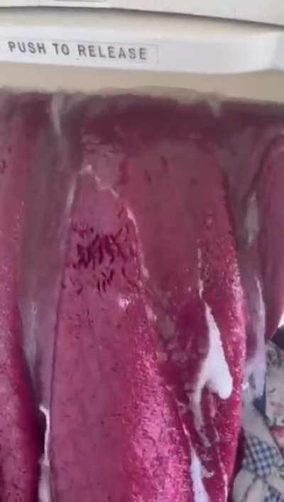 squeezes water very well