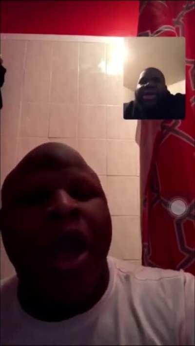 LMFAOOOOOOO son 😭😭