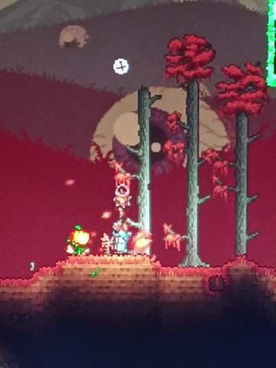 Why is my mace attacking straight instead of circular?