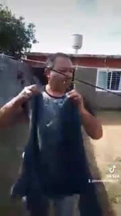 My tiny people need me, weeeeeeeeeee.