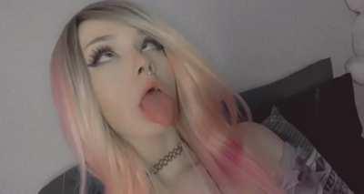 [kik totallynotsmut - reddit] Please I need help not gooning away my sissy mind, I just can’t help slipping deeper into becoming a slut for my buds