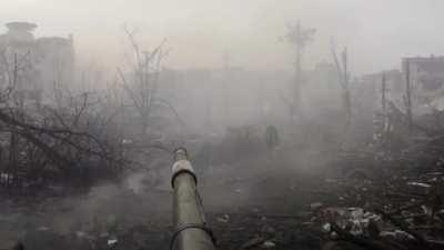 A Russian tank in what remains of the town of Maryinka. Just look at what Russia is turning Ukraine into.
