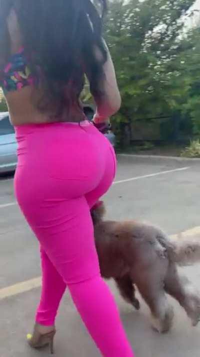 A Walkaway Queen 😍