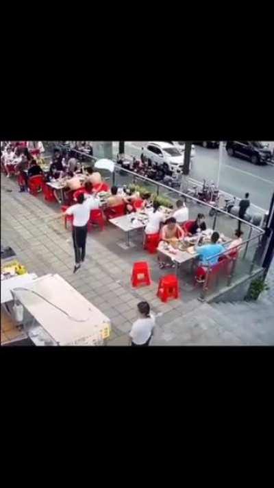 WCGW in rolling a pizza dough