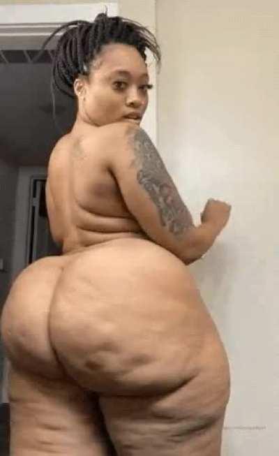 Imagine if this was your mom 😳