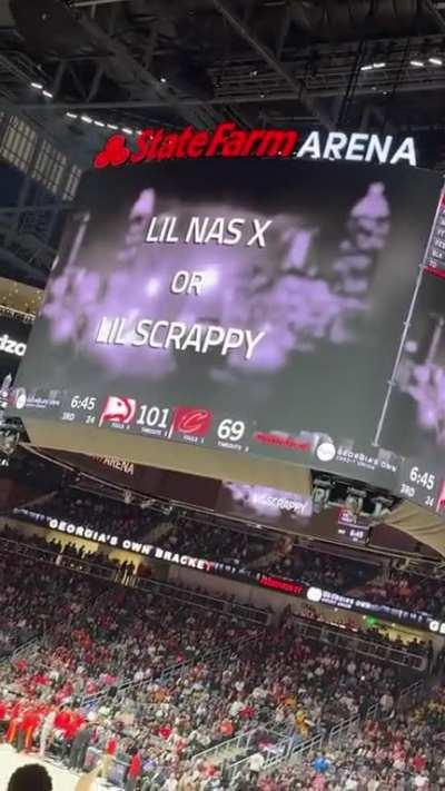 Hawks really made Dejounte Murray choose between Thug or Lucci 🤣