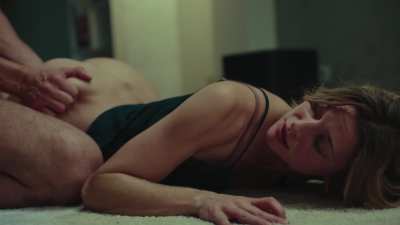 Svenja Jung - Naked (2025)