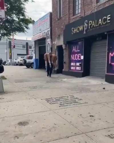 Hope this bit of humour is allowed amongst all the crazy police brutality protest videos. #BLM