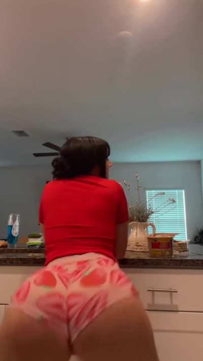 Alexarae._ Alexarae. AkexaraexO bouncing ass