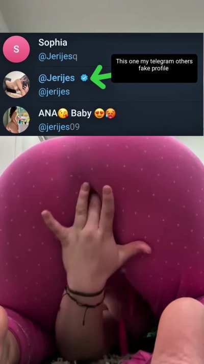 Snding a nudes to every guy that upvts, (instantly)