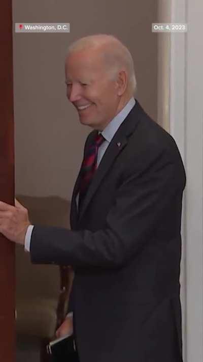 we literally have batman villains in office 😭