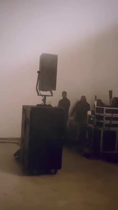 Kanye West behind the scenes on Vultures 2 LP - debut day