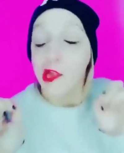 I had to see this now you do too