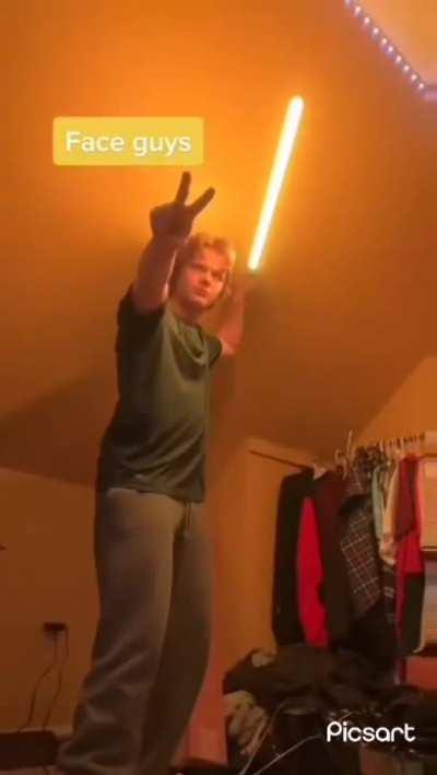 Redditors when feetmaiden skin has arrived