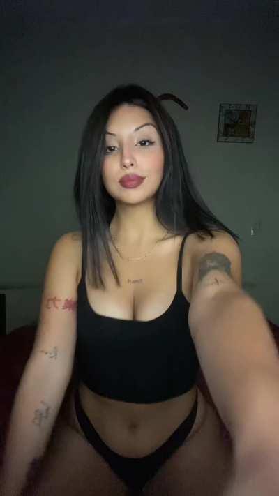 18 y/o Asian girl, Smash or mehh?