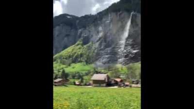 What it feels like listening to Wonderland