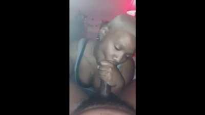 Pretty ebony sucks and swallows with her feet back - Link in comments for full clip