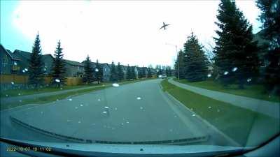 Does anyone else find it unsettling to see a plane coming at you?