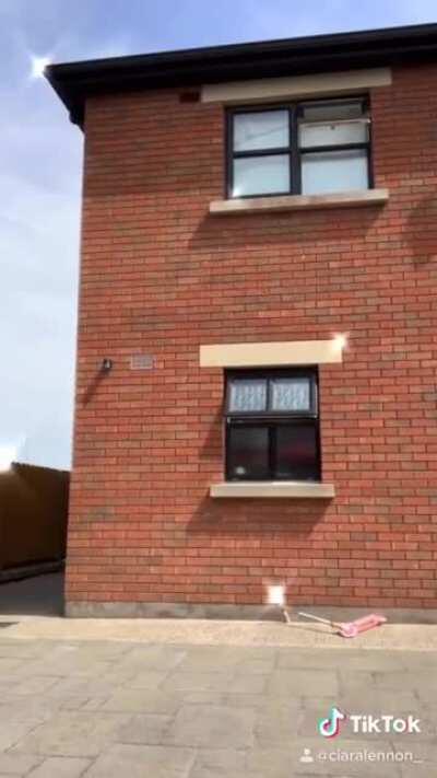 IG model Ciara Lennon is keeping us waiting