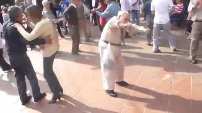 In honor of Donda Deluxe, here’s some crappy edit I made :D