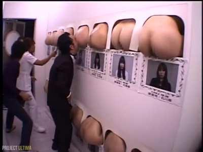 Gallery visit doesn’t end well...