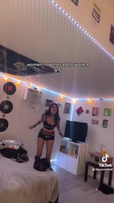 Tbh, being a homemaker doesnt sound so bad after all lol