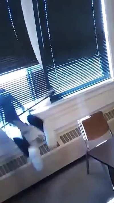 Teenager escapes custody 