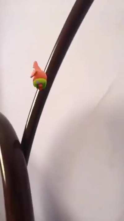 não sei como encontrei mas Patrick