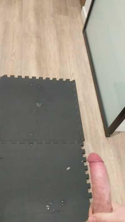 I shoot really big loads