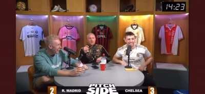 I can’t believe what Harry has just done on the @PitchSideTweets livestream 😭😂😭